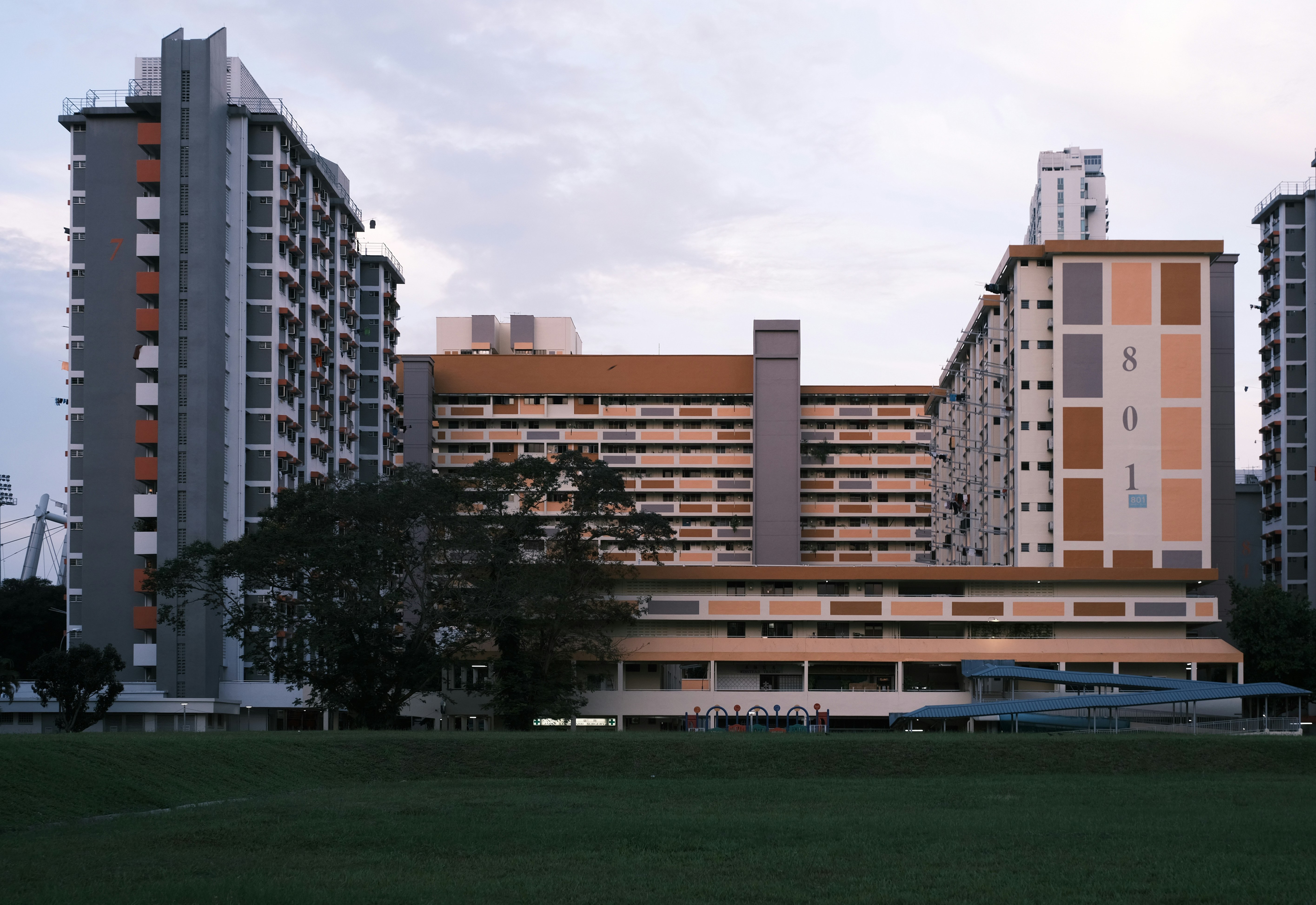 Rooftop service zones tagged with maintenance pins